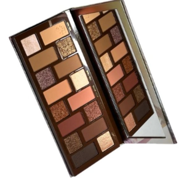 Too Faced Born This Way Sunset Stripped Eye Shadow Palette BNWT🆕📦⌚🏃💨⚡🚚 - Picture 9 of 16